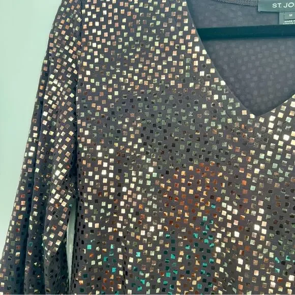 St.John V-Neck Sequins Embroidered T-Shirt Blouse Top 3/4 Sleeve Gold Mahogany M - Picture 3 of 6
